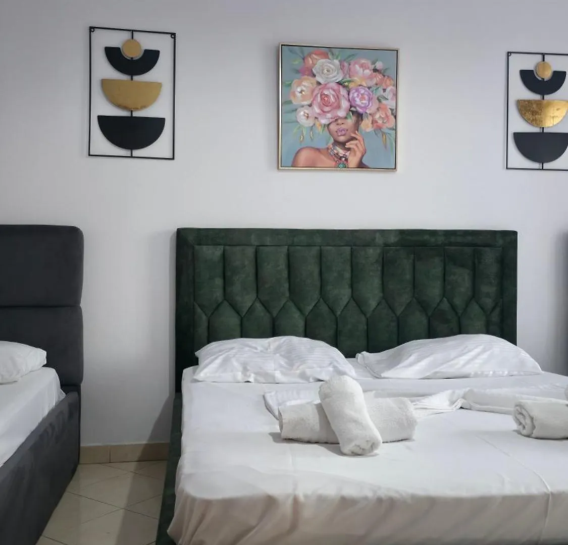 Aura Skanderbeg Square Apartments 티라나 0*,  알바니아
