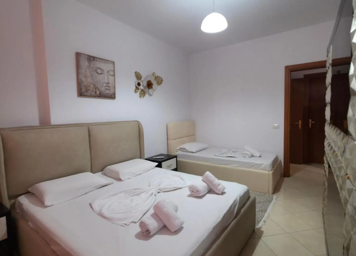 Aura Skanderbeg Square Apartments Tirana 0*,  Albanien