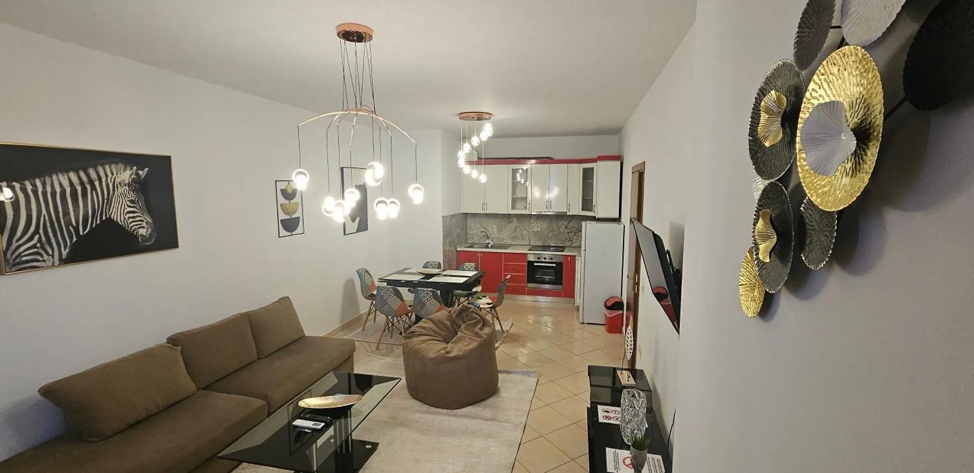 Aura Skanderbeg Square Apartments Tirana 0*,