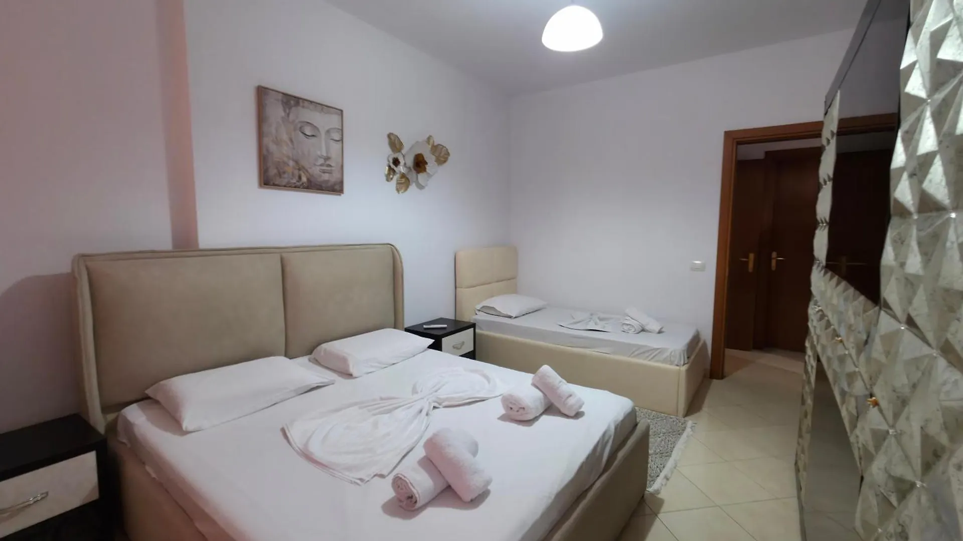 Aura Skanderbeg Square Apartments 티라나 0*,  알바니아