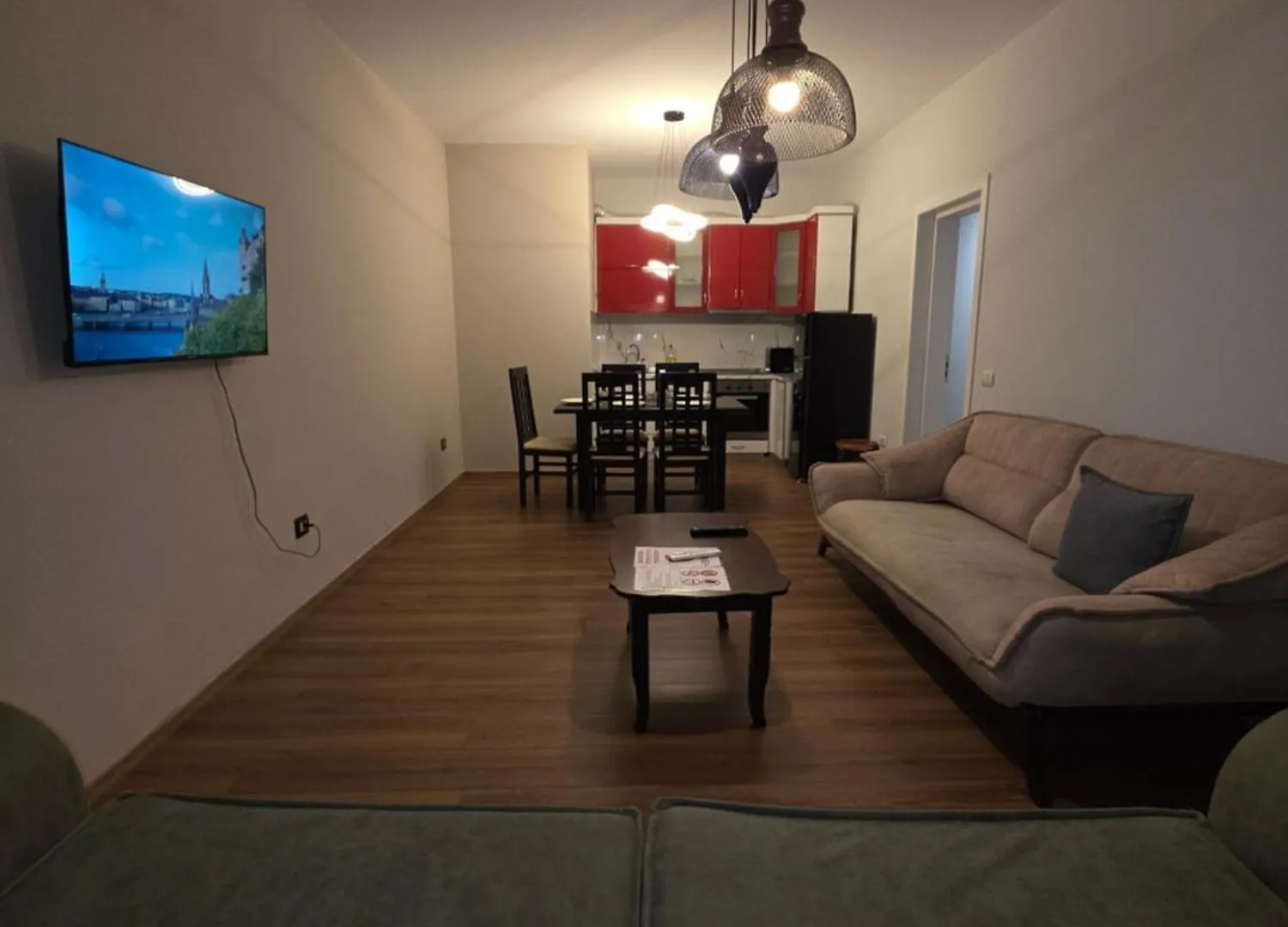 Aura Skanderbeg Square Apartments 티라나