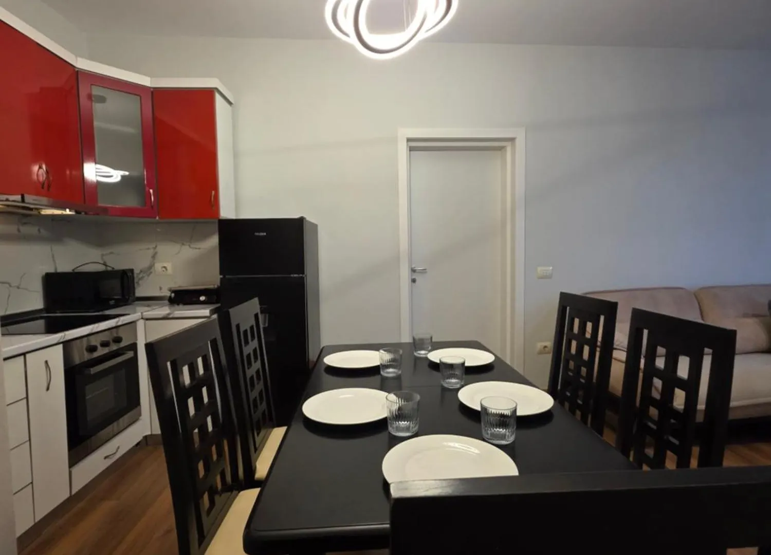Aura Skanderbeg Square Apartments 티라나