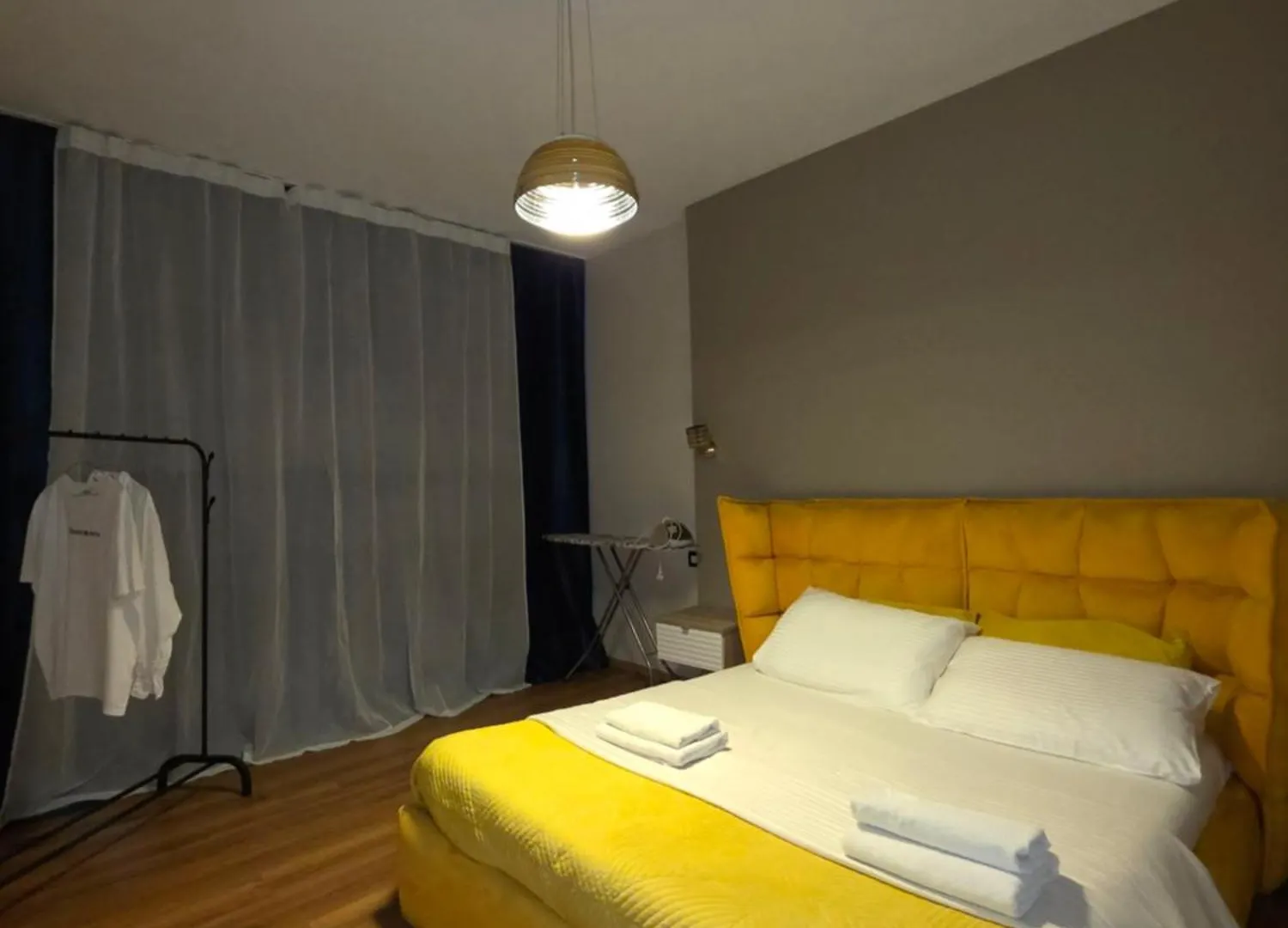 Aura Skanderbeg Square Apartments 티라나 0*,